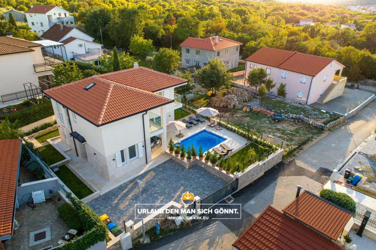 Villa Richard Malinska Exterior foto